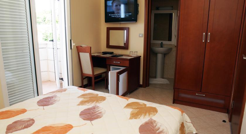 Hotel R يوتجيها الغرفة الصورة