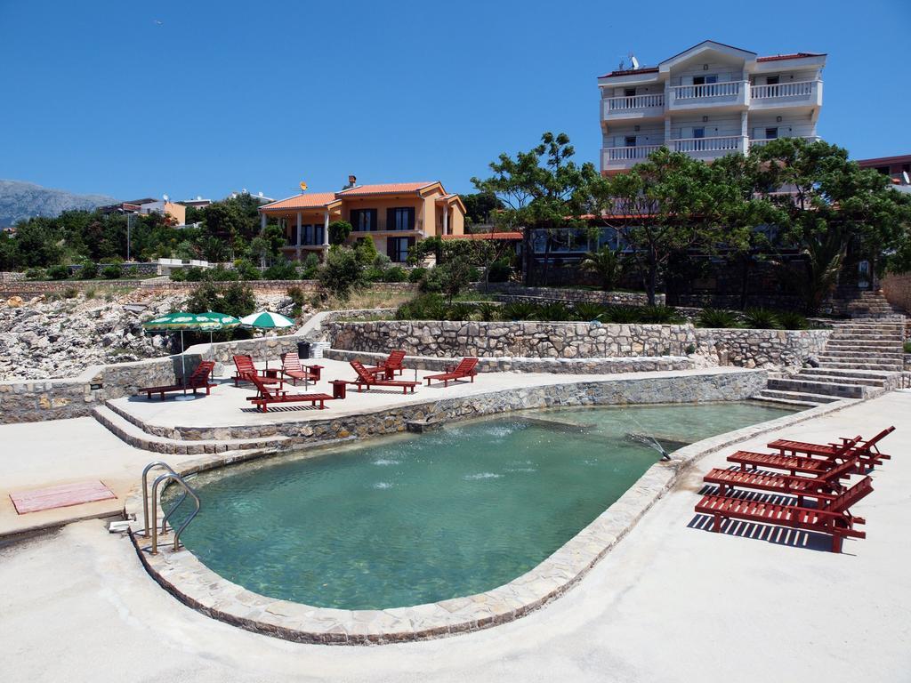 Hotel R يوتجيها المظهر الخارجي الصورة