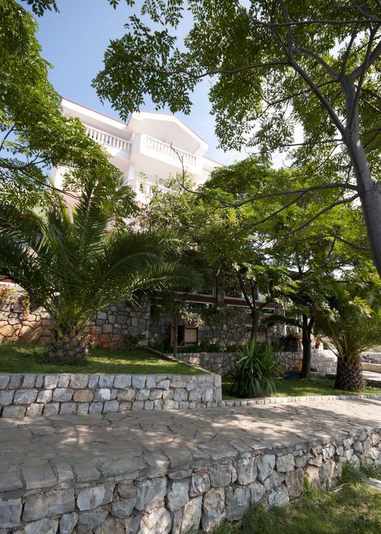 Hotel R يوتجيها المظهر الخارجي الصورة