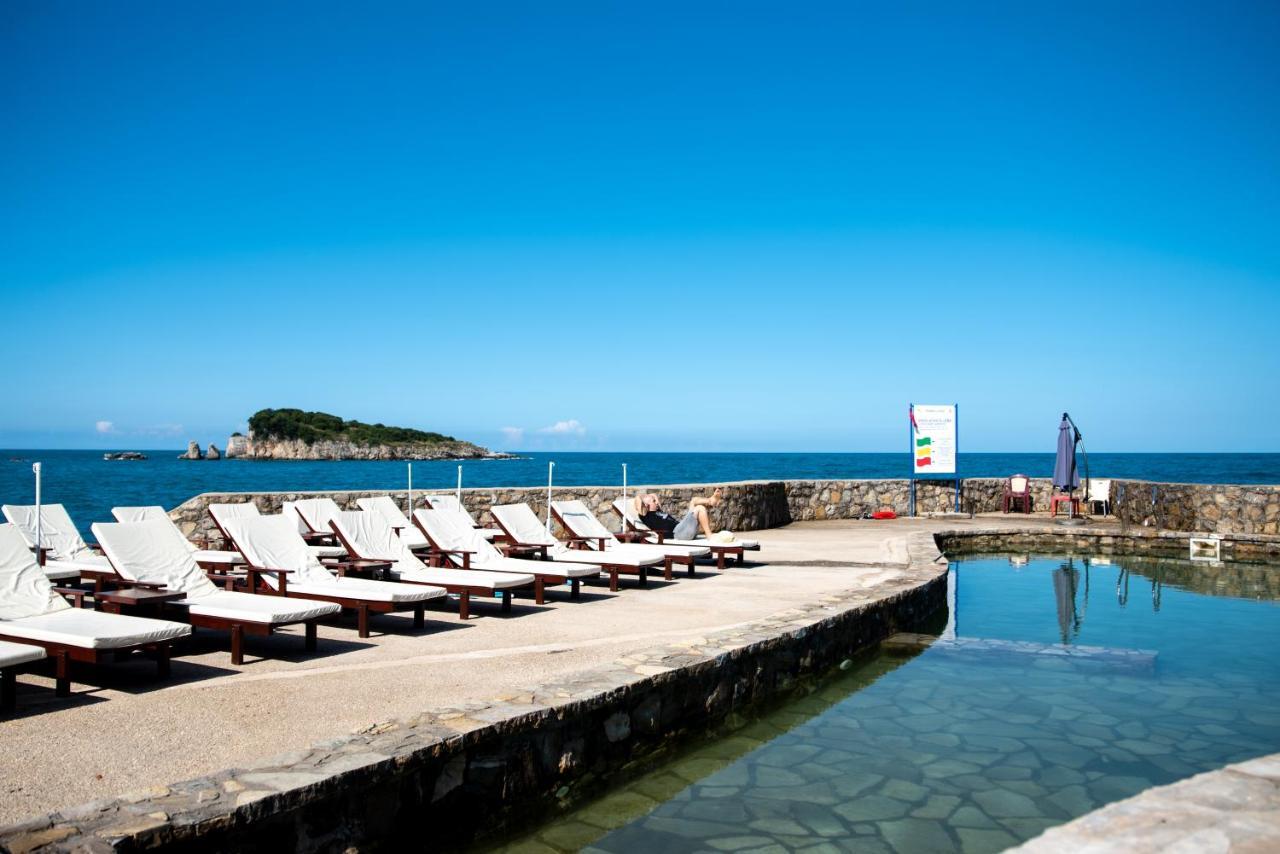 Hotel R يوتجيها المظهر الخارجي الصورة